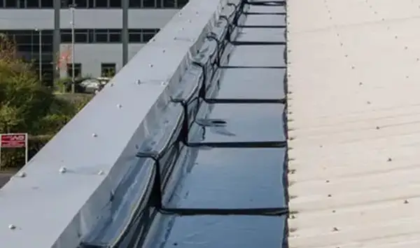 Plygene Gutterline